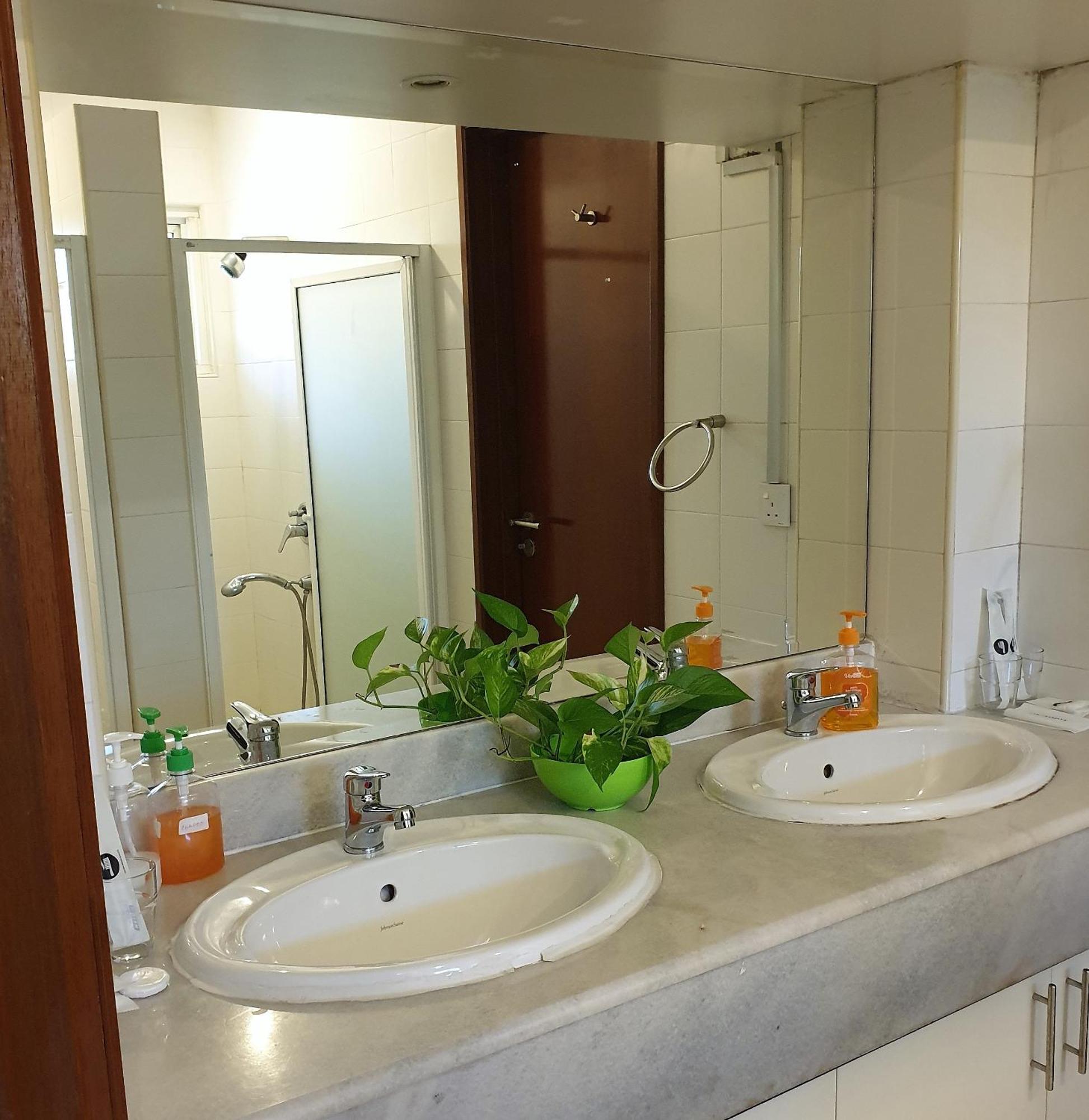 5 Twenty @ Ampang Hilir Hotel Kuala Lumpur Bagian luar foto